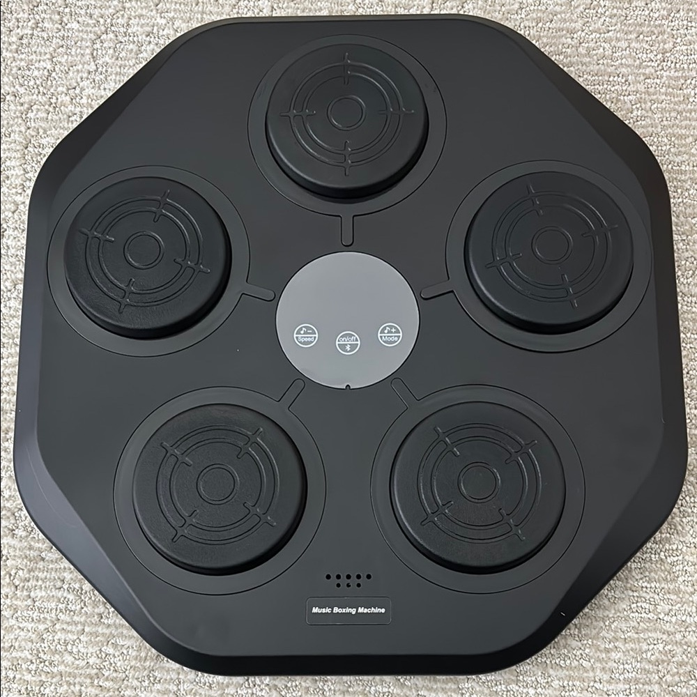 Wall Mounted Music Boxing Machine